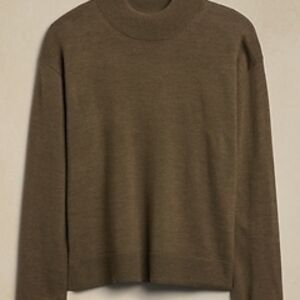 Banana Republic Women's Olive Brown Turtleneck Sweater